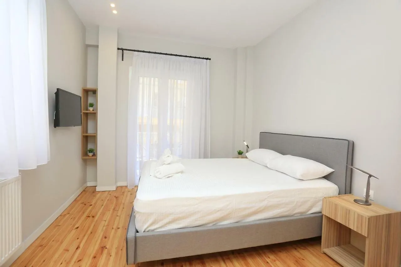 Kyana Downtown Studios Салоники Апартаменты